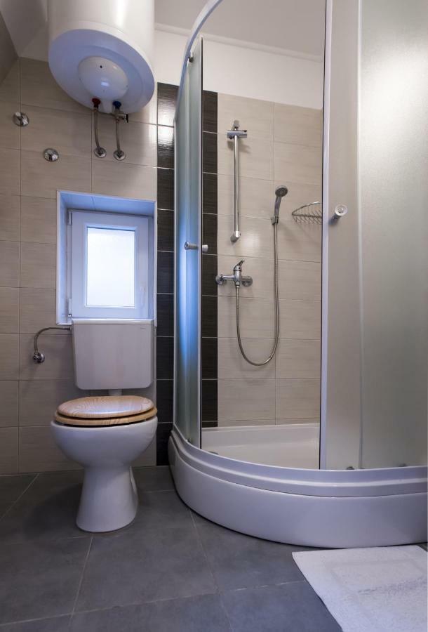 Julije Rooms Сплит Екстериор снимка