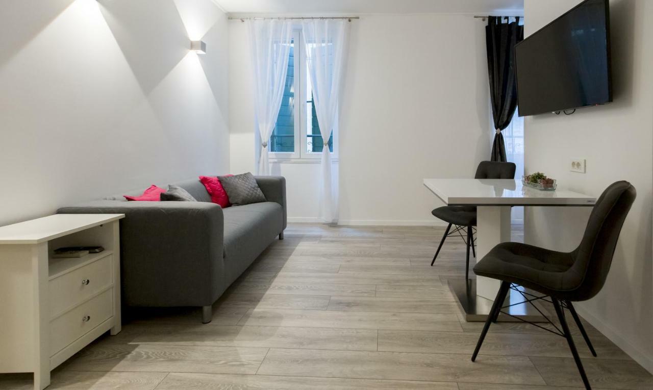 Julije Rooms Сплит Екстериор снимка